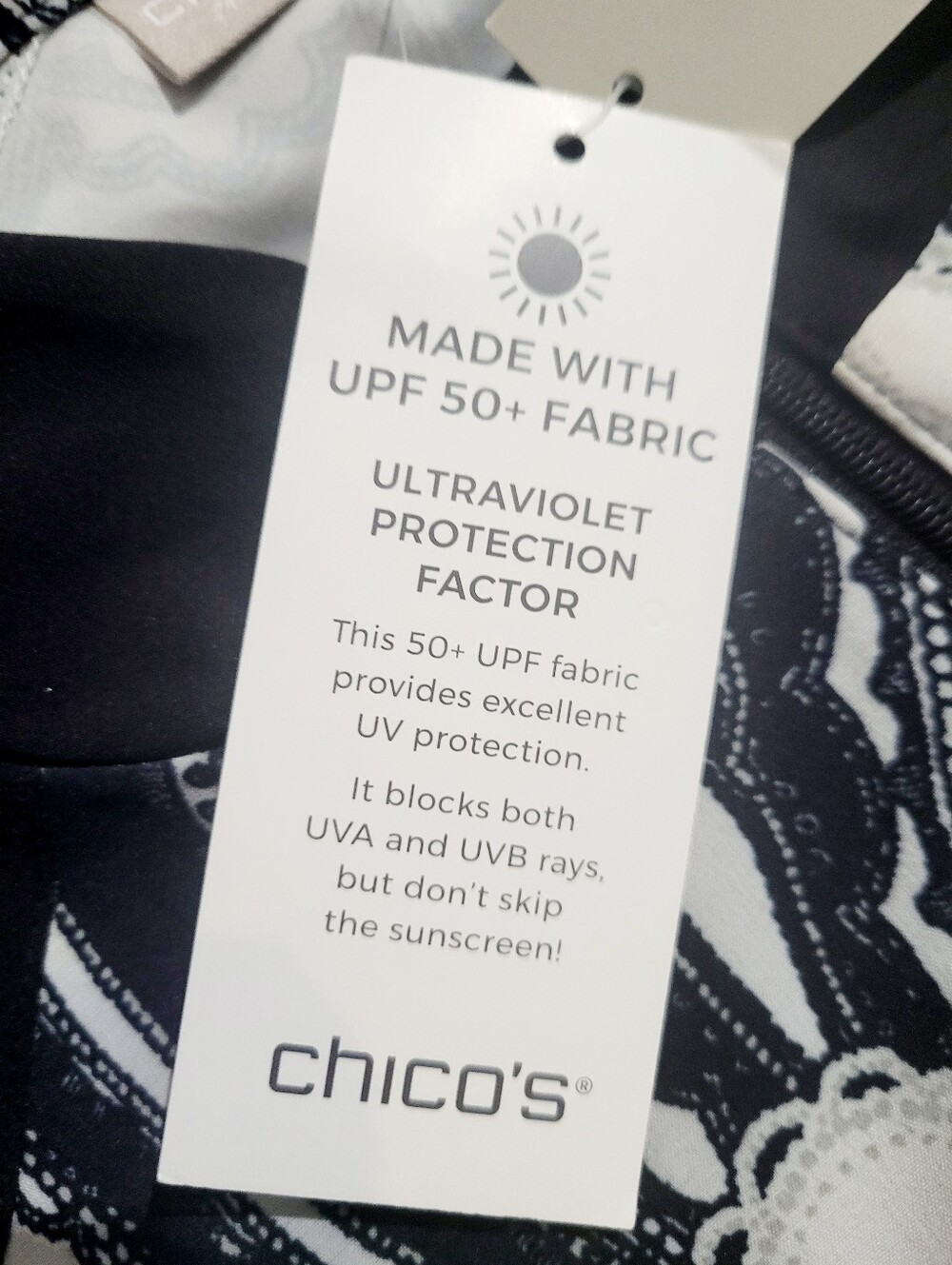 Plus Chico’s Zenergy UPF 50+ Paisley Zip Jacket Black White Size 18/18 NWT - Picture 9 of 16